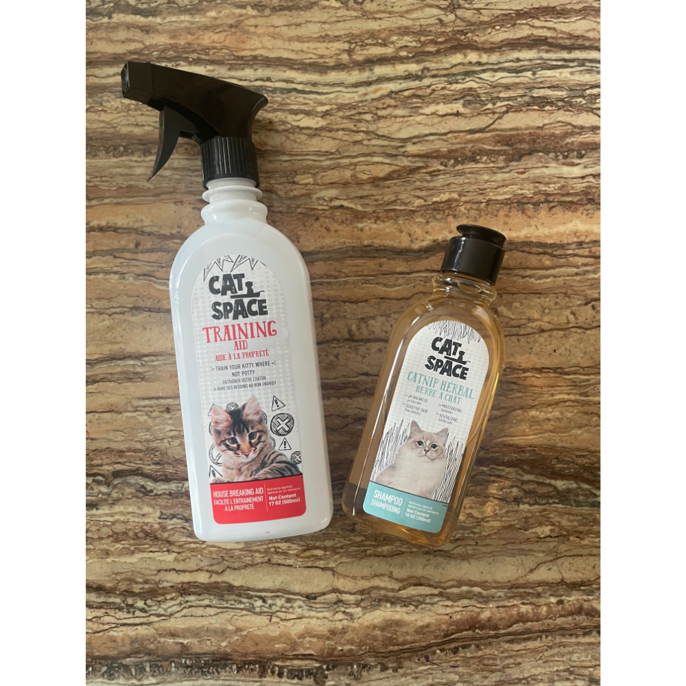 One set of CATSPACE Training Aid Spray & CatNip Herbal Shampoo